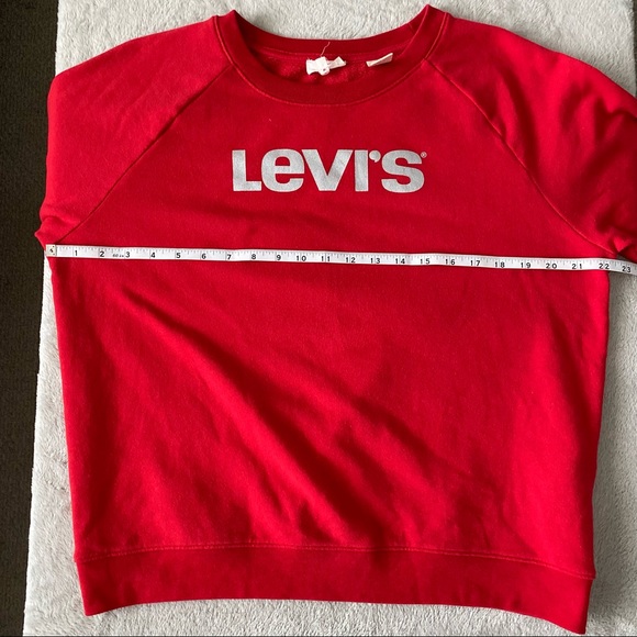 2/25 Levi’s Crewneck Sweatshirt - Picture 6 of 9